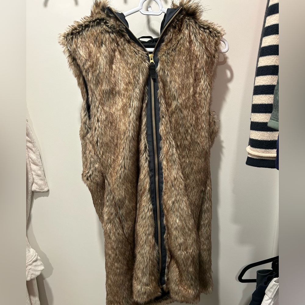 Eddie Bauer winter coat with removable fur vest - Picture 6 of 8